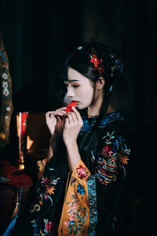 经年旧梦-清汉女 - 兔子zzz不吃胡萝卜