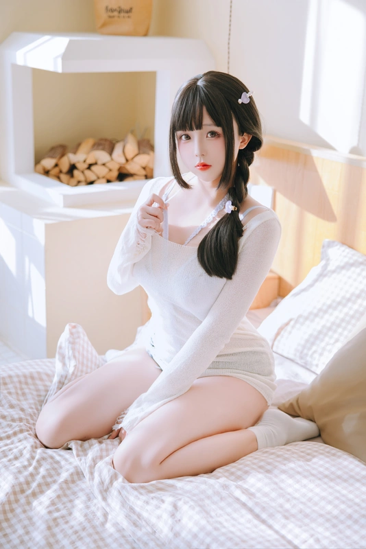 牛仔裤人妻 - 日奈娇