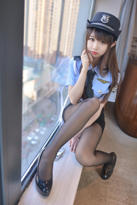 女警 - 雪琪SAMA