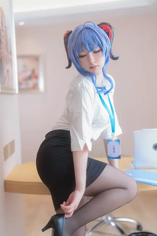 甘雨小秘书 - 樱梨梨Eriri