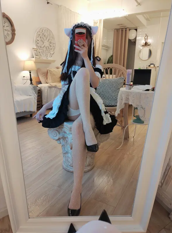 对镜女仆 - 雪琪SAMA