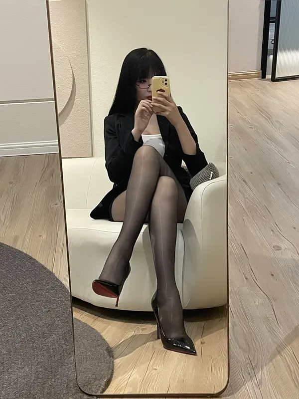 下班后的ol - 轩萧学姐